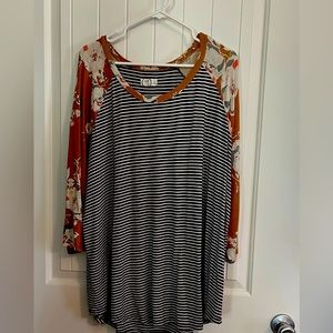 Maurice’s 24/7 shirt size 3